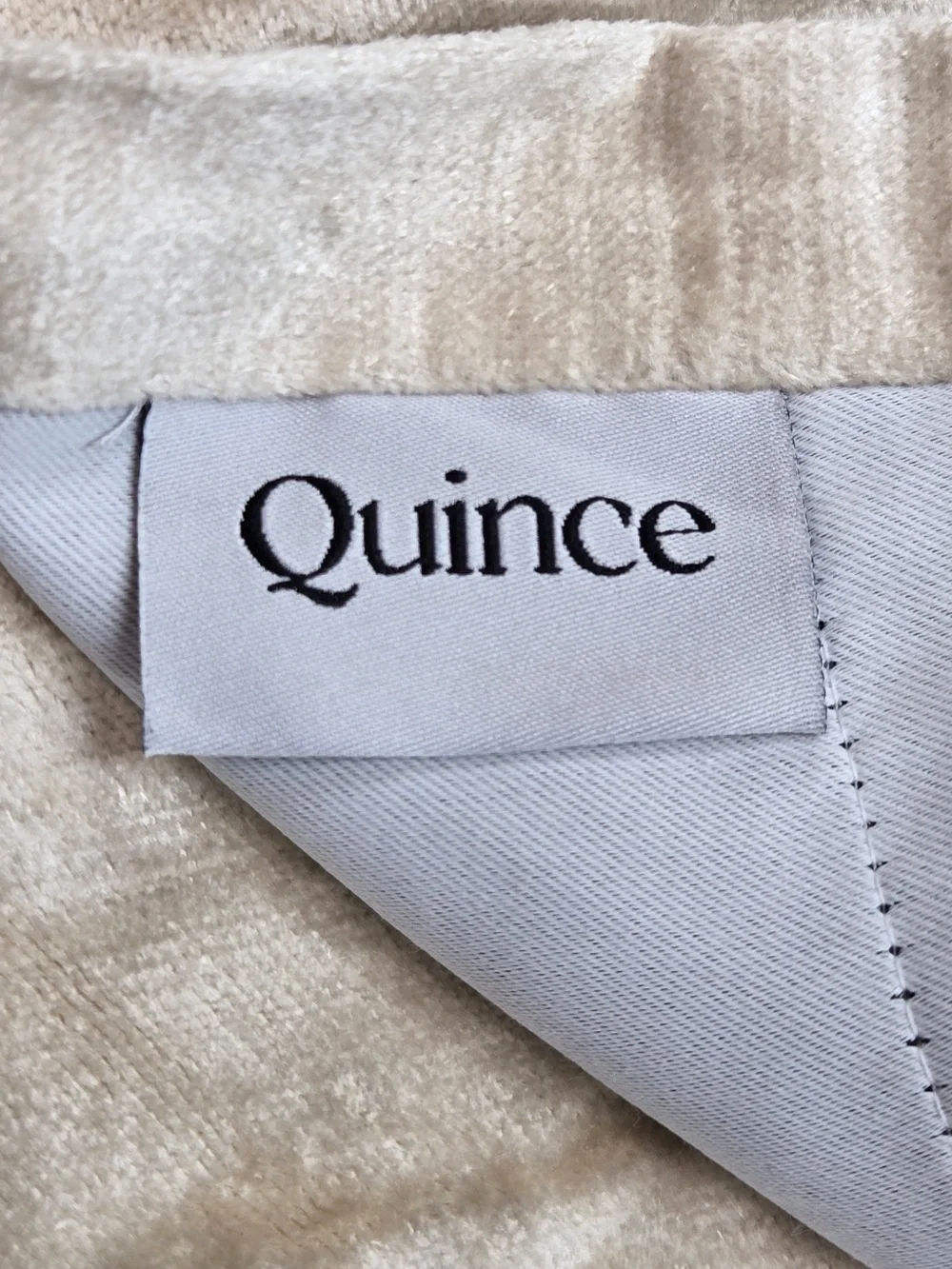 NWT QUINCE Set Of 2 48x84 Luster Velvet True Blackout Curtains Champagne 8925